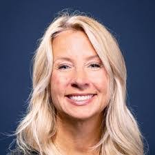 Kim Stam's Instagram, Twitter & Facebook