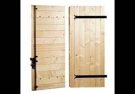 Paire de volet en bois. Volet Battant Bois Lames Croisees Caseo