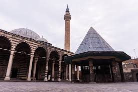 Diyarbakır büyükşehir belediyesi resmi twitter hesabıdır. Opyty Puteshestvie V Gorod Za Chernoj Stenoj