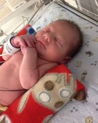 Renna Wirchin's Instagram, Twitter & Facebook