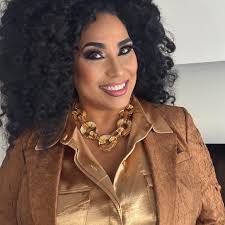 Con está publicación quiero recordar a La Actriz Cubana Elba Márquez,a lo  largo de su carrera trabajo en Teatro, Rádio, Televisión y Cine. Dentro del  Teatro Cubano,dejó su huella en Obras como,