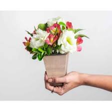 Delivering flowers all over ireland with same day and next day flower delivery. Flower Delivery Rio De Janeiro Online Florist Rio De Janeiro