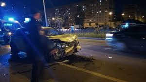 В казани после нападения на гимназию №175 введен режим контртеррористической операции. V Kazani Na Prospekte Amirhana Proizoshla Avariya S Avtomobilem Taksi Video