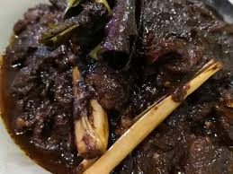 Dan pastikan ketupat selalu terendam. Resepi Daging Masak Hitam 2 Versi Untuk Harian Dan Kenduri Dah Tau Ker
