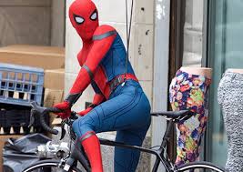 Little is known about what marvel studios has planned beyond next year's avengers 4 for phase 4 of the marvel cinematic universe. Why It S Good For Spider Man S New Costume To Be Less Cgi