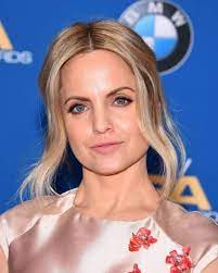 Mena suvari news, gossip, photos of mena suvari, biography, mena suvari boyfriend list 2016. So Sehen Die 90er Stars Heute Aus Mena Suvari Kultfilm 90er Filme Filme