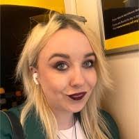 Tara Gavin's Instagram, Twitter & Facebook