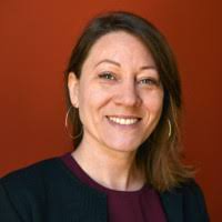 200+ perfiles de «Tara Berg»