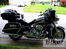 2006 harley davidson flhtci electra glide standard repair manual clymer m252. 2006 Harley Davidson Flhtcuse Screamin Eagle Ultra Classic Electra Glide Specifications And Pictures