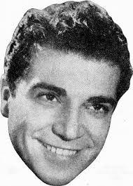 Max Trout's Instagram, Twitter & Facebook