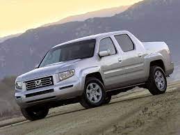 With this new ridgeline pickup truck, honda has taken everything that's good about the odyssey minivan, the element suv and pilot suv, and made the newest, most innovative pickup truck on the american market. Honda Ridgeline Rtl 2006 Pictures Information Specs