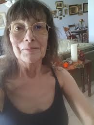 Hippie lifestyle and aging naturally