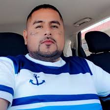 🎃👻 DIBUJO GRATIS 👻🎃 -Enviame mensaje por MESSENGER y cuéntame qué  fotografía deceas que realice un dibujito. 🙏🏻 *clientes