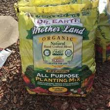Good potting soil will bear some resemblance to the plant's native soil. Potting Mix Revisited Are There Any Good Big Box Store Selections