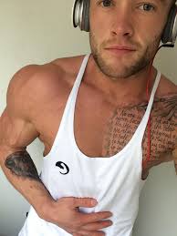 Marc Armour (@Armour37)