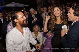 Do you think matthew mcconaughey deserves an oscar for his role in magic mike? Matthew Mcconaughey Has Magic Mike Moment At New Orleans Film Society Gala Parties Society Nola Com