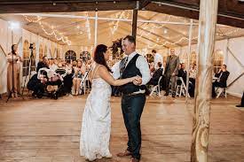 Coordination By The Wedding Event Creators Florals And Styling By Piccolo Poppi Venue Terara Riverside Garde Wedding Dresses Lace Wedding Events Wedding