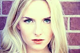 Cynthia Berg (@cynthiabergmodel) • Facebook