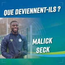 ▪️ 𝗤𝗨𝗘 𝗗𝗘𝗩𝗜𝗘𝗡𝗡𝗘𝗡𝗧-𝗜𝗟𝗦 ? ➖ 𝗠𝗮𝗹𝗶𝗰𝗸...