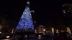 Fireworks to start at 9:15 p.m. Eola Wonderland Christmas Tree Show Orlando Fl Dec 1 2018 5 45 Pm