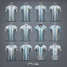 Ingresá en la sección de selección argentina de fútbol. Asi Cambio La Camiseta De La Seleccion Argentina A Lo Largo De Los Mundiales Goal Com