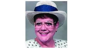 Lola Overton's Instagram, Twitter & Facebook