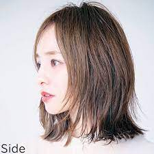 40代の2020年最新髪型 田中亜希子さんの抜け感外ハネヘア ミディアムヘア 美st online 美しい40代 50代のための美容情報サイト 髪型 ミディアム ヘアカラー ヘアカット技術