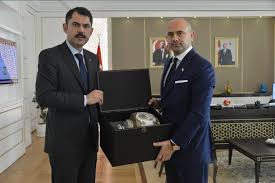 Bu ekşioğlu geçen gün sedat pekerin ifşa ettiği lazoil ekşioğlu'lardan mı? Rqivxputtv6rvm