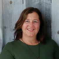 Brenda Redman's Instagram, Twitter & Facebook