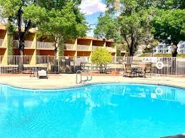 Powell müzesi ve page hastanesi otelden yürüyerek gidilebilecek mesafededir. Quality Inn View Of Lake Powell Page Page Aktualisierte Preise Fur 2021