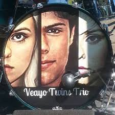 The Veayo Twins