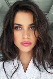 This Moisturizer Is Sold Every 18 Seconds Dark Hair Beauty Brown Hair Blue Eyes