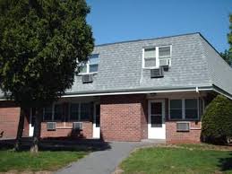 Edgewood Apartments Located In Beautiful Western Massachusetts Is A Newly Renovated 2 Bedroom To Affordable Apartments Apartment Affordable Housing