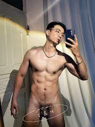 言嘉佑YanJiaYo單親爸AV男優GV男優on X: 其實~我有時候會容貌焦慮皮膚不好線條不明顯肉量不足少了精緻感