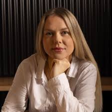 Agency Moves: Santis Health appoints VP, AV names PR director, Conflict  promotes CDs » Strategy