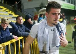So, how much is miguel van damme worth at the age of 27 years old? Cercle Brugge Geeft Doelman Na Strijd Tegen Leukemie Nieuw Contract Buitenlands Voetbal Ad Nl