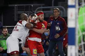 شارك في بطولة العالم لكرة اليد للسيدات 19 مرة وكانت المشاركة الأولى في سنة 1957، كان أفضل مركز له فيها هو الأول. Ø£Ø¯Ø¹Ù… Ø§Ù„ÙŠØ¯ ÙŠÙ„ØªÙ‚ÙŠ ØºØ¯Ø§ Ù†Ø¸ÙŠØ±Ù‡ Ø§Ù„Ø¨Ø­Ø±ÙŠÙ†ÙŠ ÙÙŠ Ø¨Ø·ÙˆÙ„Ø© Ø§Ù„Ø¹Ø§Ù„Ù… Ù„ÙƒØ±Ø© Ø§Ù„ÙŠØ¯