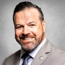 Brian Steel's Instagram, Twitter & Facebook