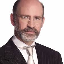 Handling Slide Mistakes Effectively in Presentations