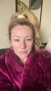 Amanda Skaff's Instagram, Twitter & Facebook