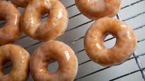 Tylenol and advil are both used for pain relief but is one more effective than the other or has less of a risk of si. Answer These Questions And We Ll Guess What Kind Of Doughnut You Are Zoo