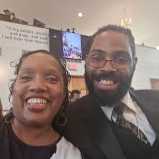 Sorry for the late post, but I want everyone to give a shout out to my  beautiful niece, my birthday twin, also born in October 19th, Ana Laura  Callahan. I know that