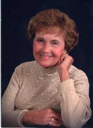 Julie Havens's Instagram, Twitter & Facebook