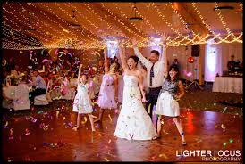 Jordan Kylie S Lake Of The Ozarks Wedding Wedding Wedding Venues Beautiful Wedding Dresses