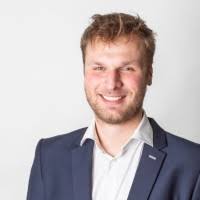 200+ profilů „Blecha“