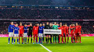 Learn the translation for 'fussball' in leo's english ⇔ german dictionary. Day Of Rememberance In German Football En Dfl Deutsche Fussball Liga Gmbh