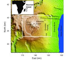 Volcan vu de l'espace et phénomènes inhabituels. Location Of Reunion Island And Geological Features Of Piton De La Download Scientific Diagram