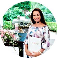 Ein professioneller dj schafft das publikum auch ohne moderation auf der tanzfläche zu halten, dennoch für die gratulationen und reden ist es unverzichtbar, eine tamada zu haben. Tamada Galina Kussmaul Deutsch Russische Hochzeit