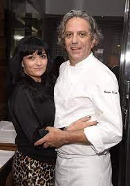Locatelli was brought up in corgeno in the comune of vergiate on the banks of lake comabbio, northern italy. Giorgio Locatelli Moglie E Figli Dello Chef Giudice Di Masterchef Tuttivip