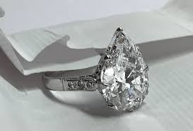 We already knew meghan markle's engagement ring was special after hearing all of the sweet sentimental details that went into it, like the center stone from botswana (a country the two visited together for markle's 36th birthday) and the smaller side stones from princess diana's own jewelry collection that prince harry included to make sure she's with us on this crazy journey. 6 Carat Diamond Ring The Ultimate Buying Guide The Diamond Pro